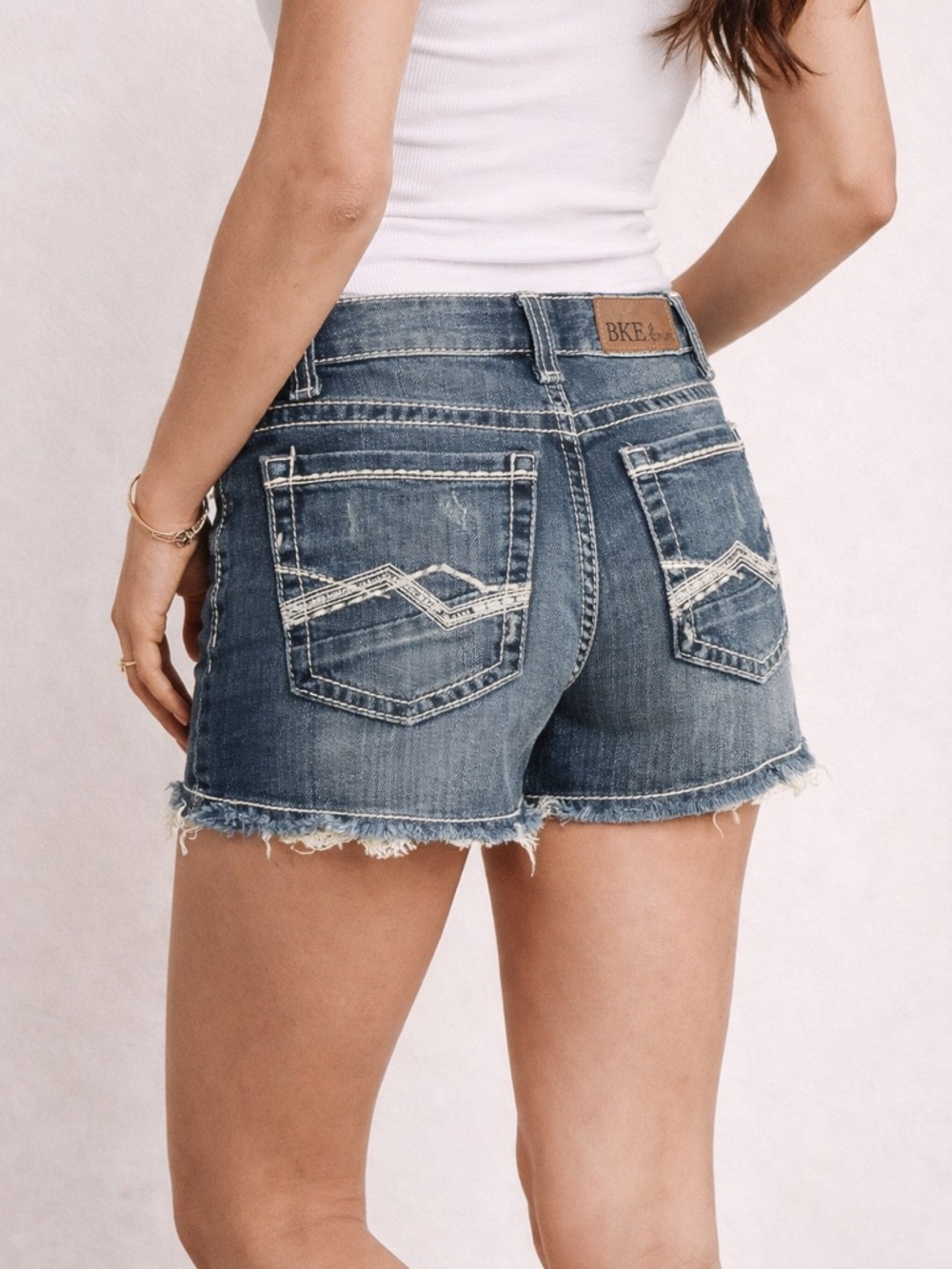 BKE Women's Distressed Frayed Hem Denim Shorts - Blue Wash